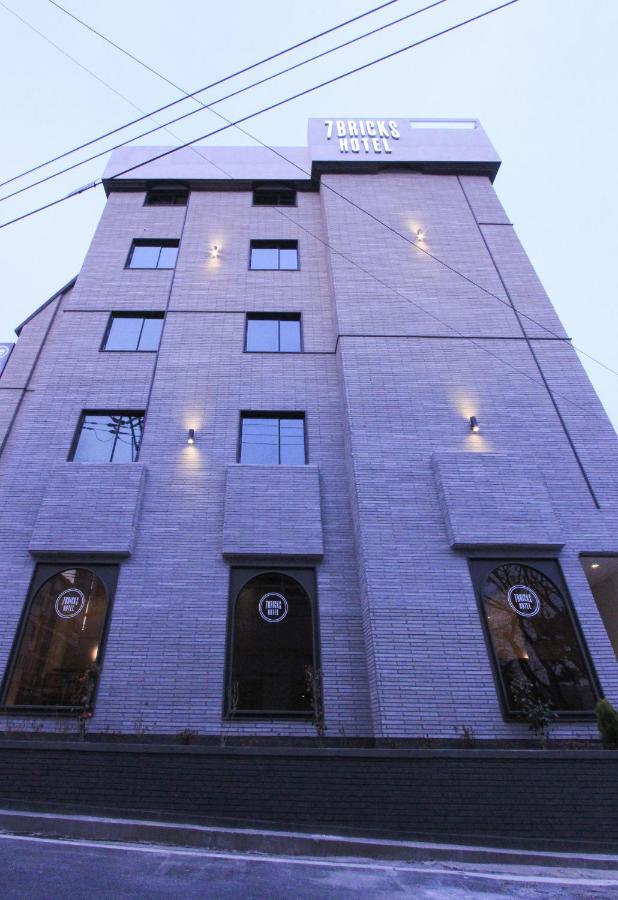 Seven Bricks Hotel Gwangyang  Exterior photo